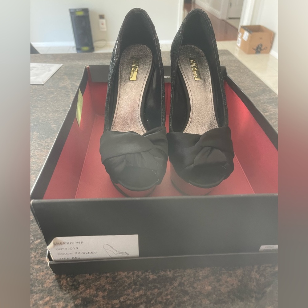 high heel shoe